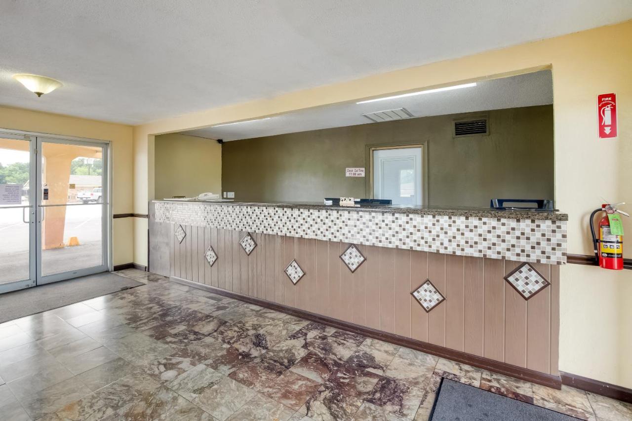 Oyo Hotel Lake Charles La I-10 Luaran gambar