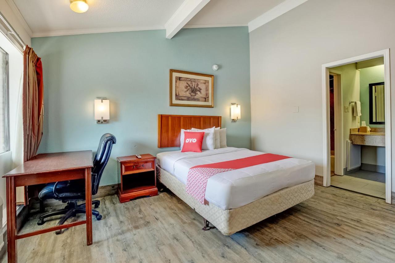 Oyo Hotel Lake Charles La I-10 Luaran gambar